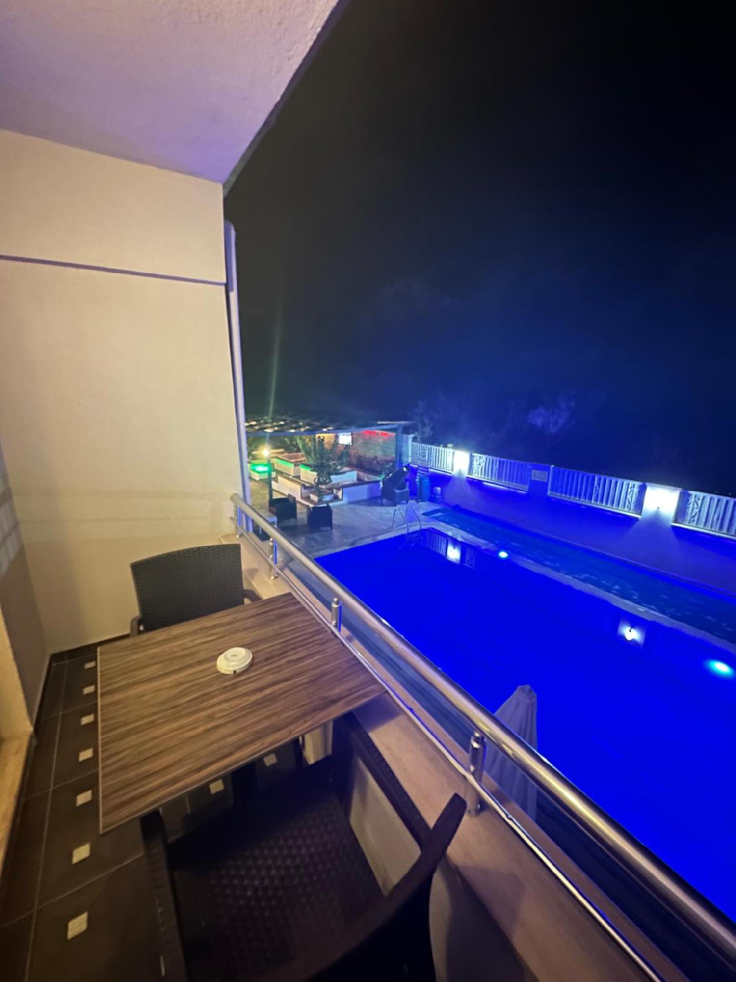 Street61 Apart Hotel Sarigerme Exterior photo